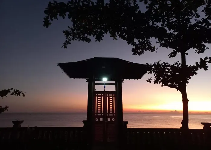 ベッド・アンド・ブレックファスト Bali North - Ocean Front 4*